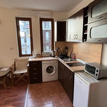 Cozy With 2 Bedrooms And Sea View *